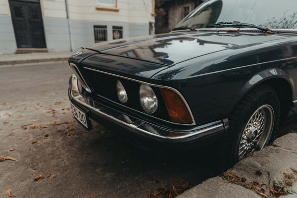The Definitive Handbook for Safely Installing a Rear Seat Entertainment System in Your Lexus LX